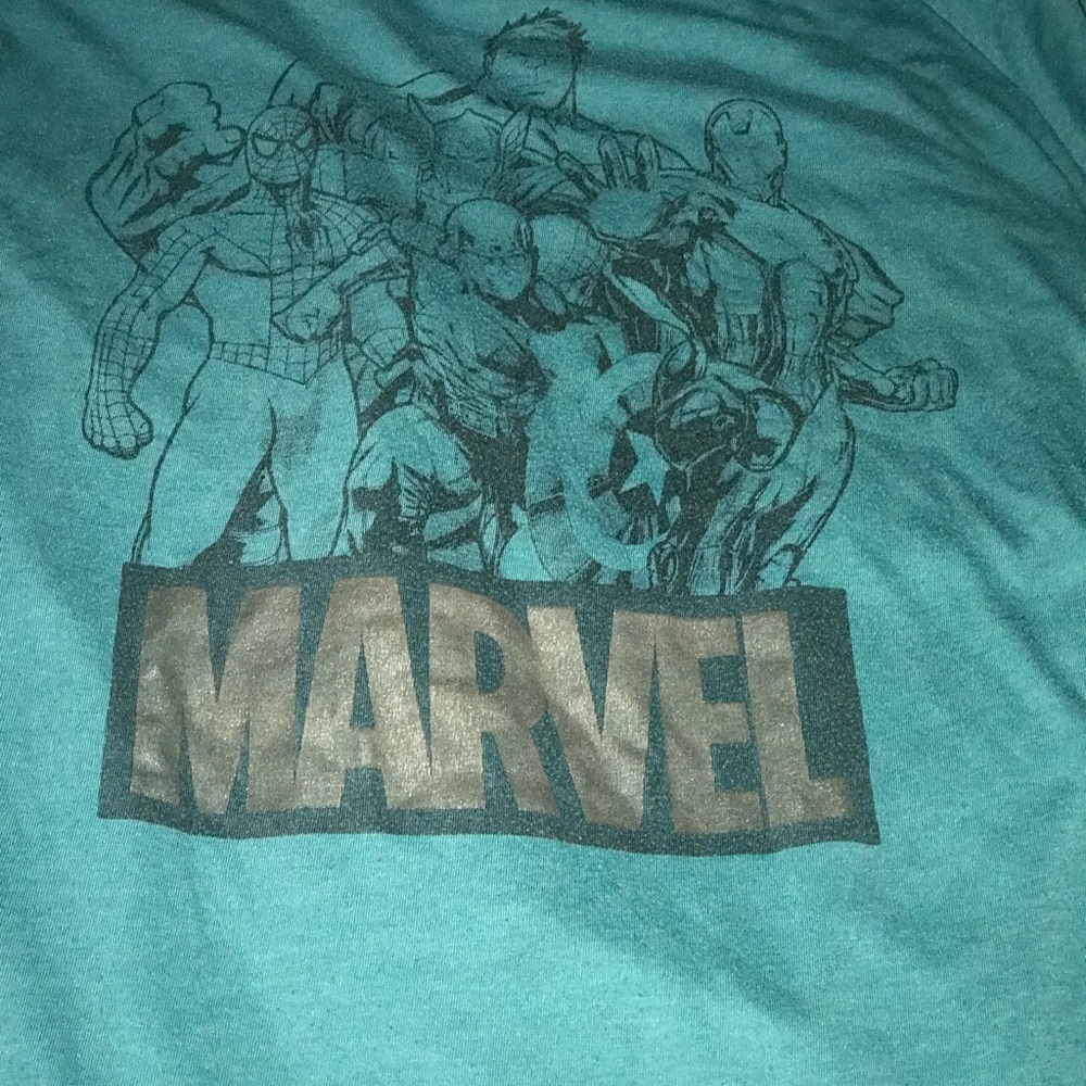 Marvel t-shirt sz S/M
